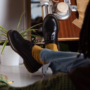 Dr. Martens The Original Made in England Black 1461 Vintage Black Oxford